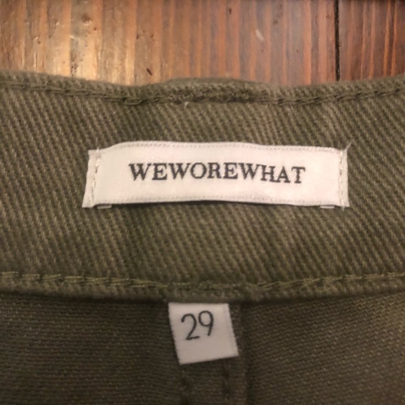 PRICE DROP! NWT Weworewhat ankle cargo  pants; army/olive green; sz 29. - Picture 5 of 7